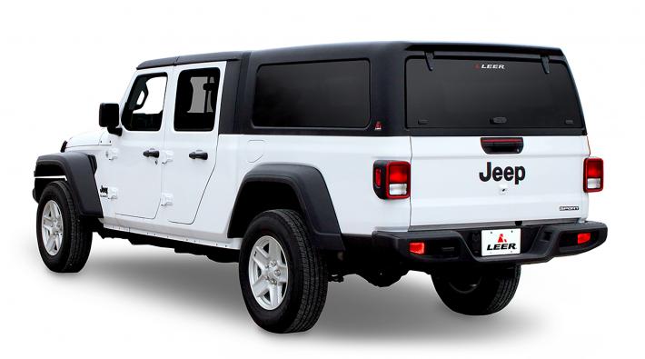 LEER 100XQ for a Jeep Gladiator